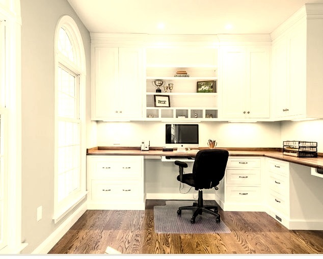 Boston Traditional Home Office
