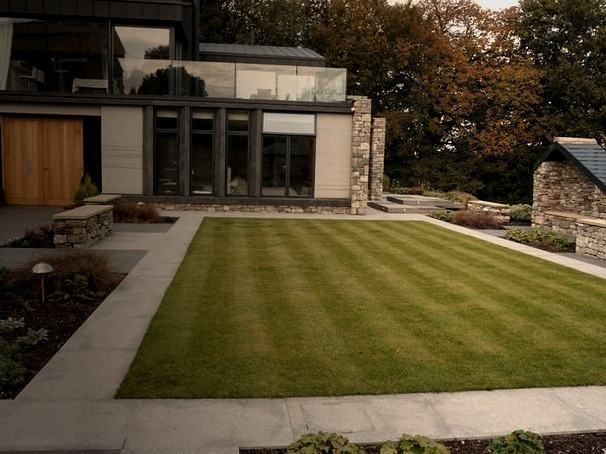 Front Yard Natural Stone Pavers in Cheshire