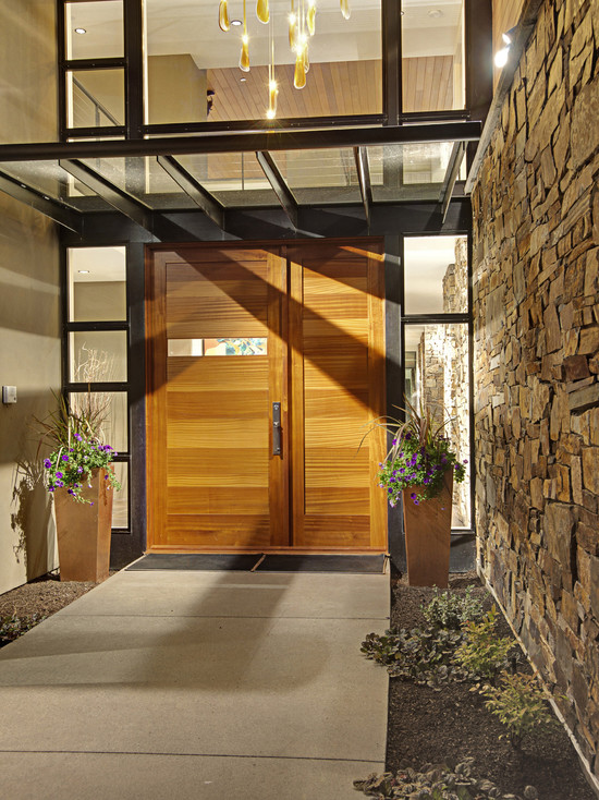 Forest House Exterior Features (Seattle)